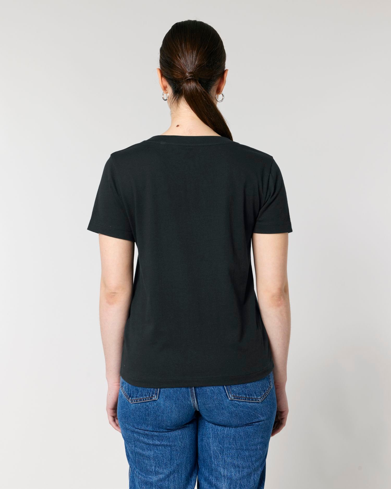 Stella Isla T-Shirt Black – Bild 2